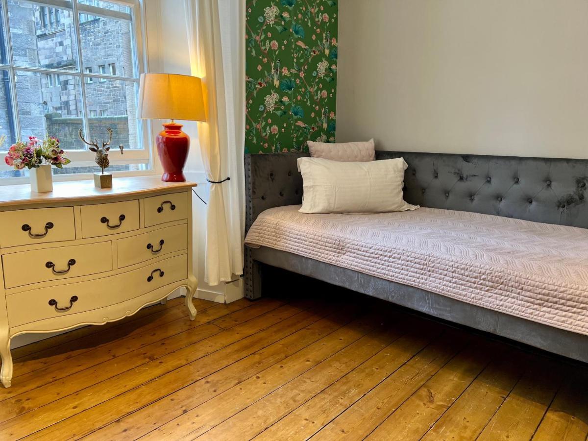 Old Town Centre Apartment 5 Mins To Edinburgh Castle エクステリア 写真